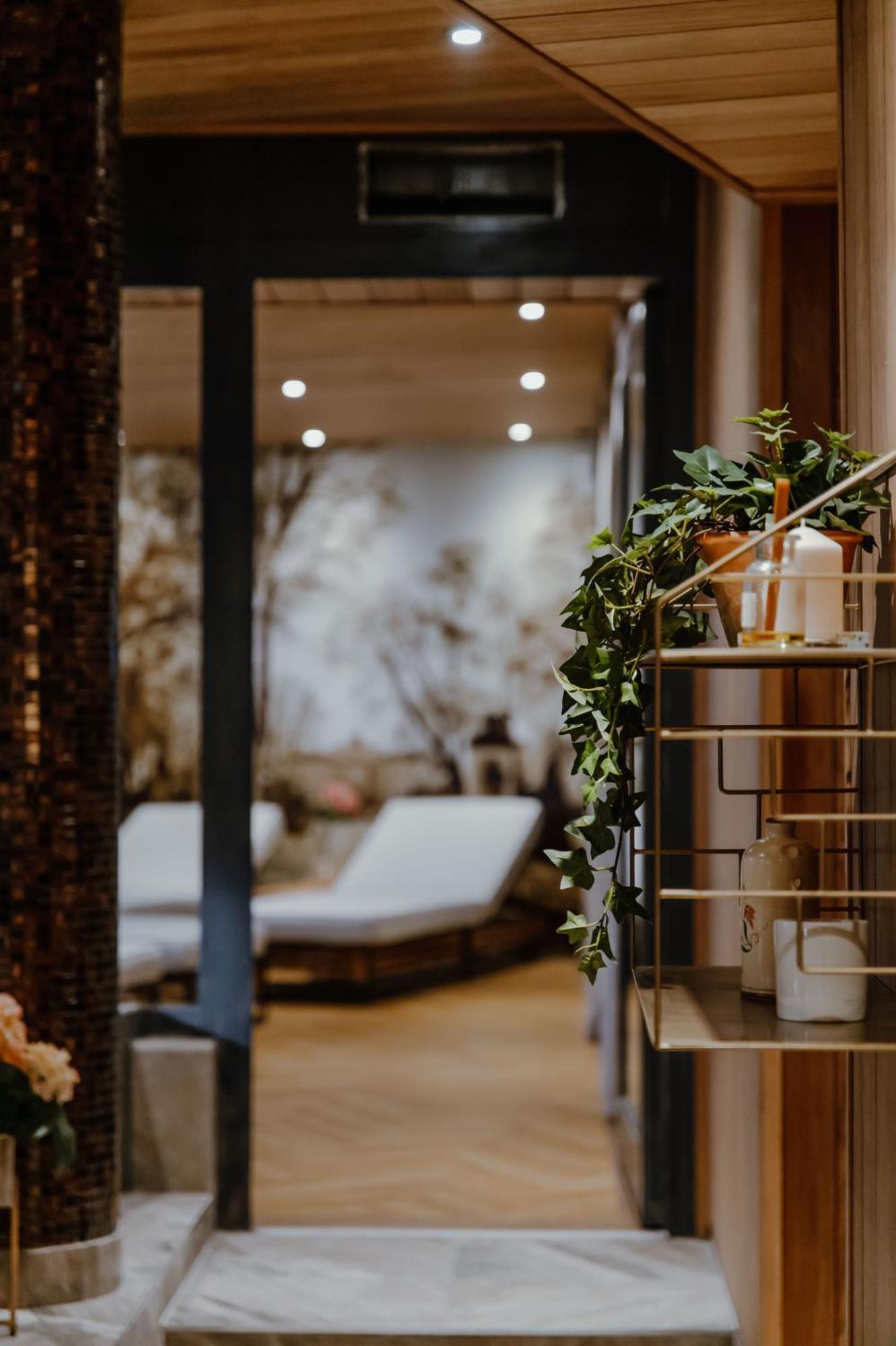 Haga Slott Hotel Enkoping Exterior photo